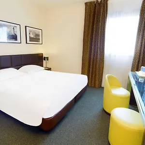 Kyriad Orly Aeroport - Mons 3* אטיס - מונס